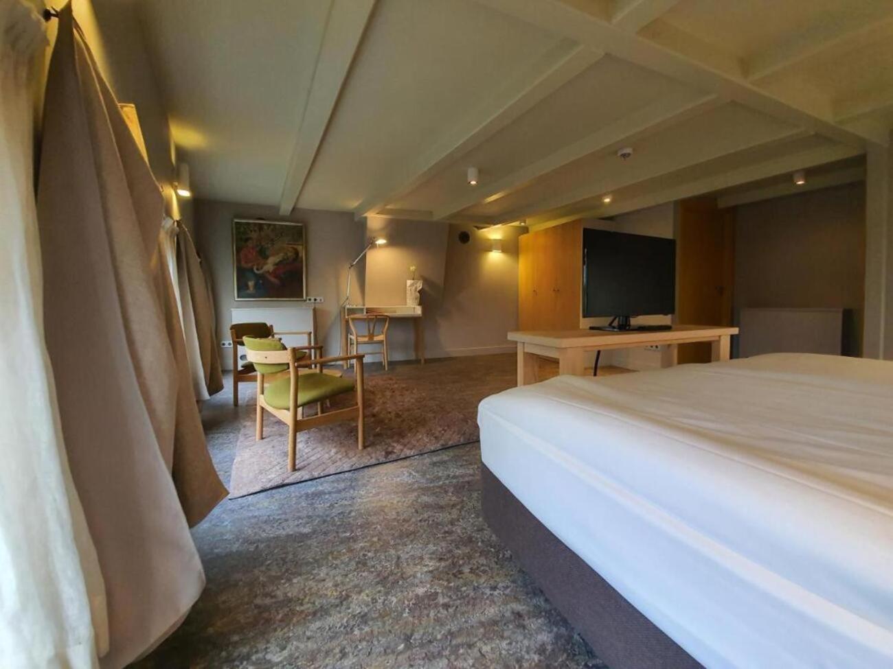 Art Hotel Harlingen Esterno foto